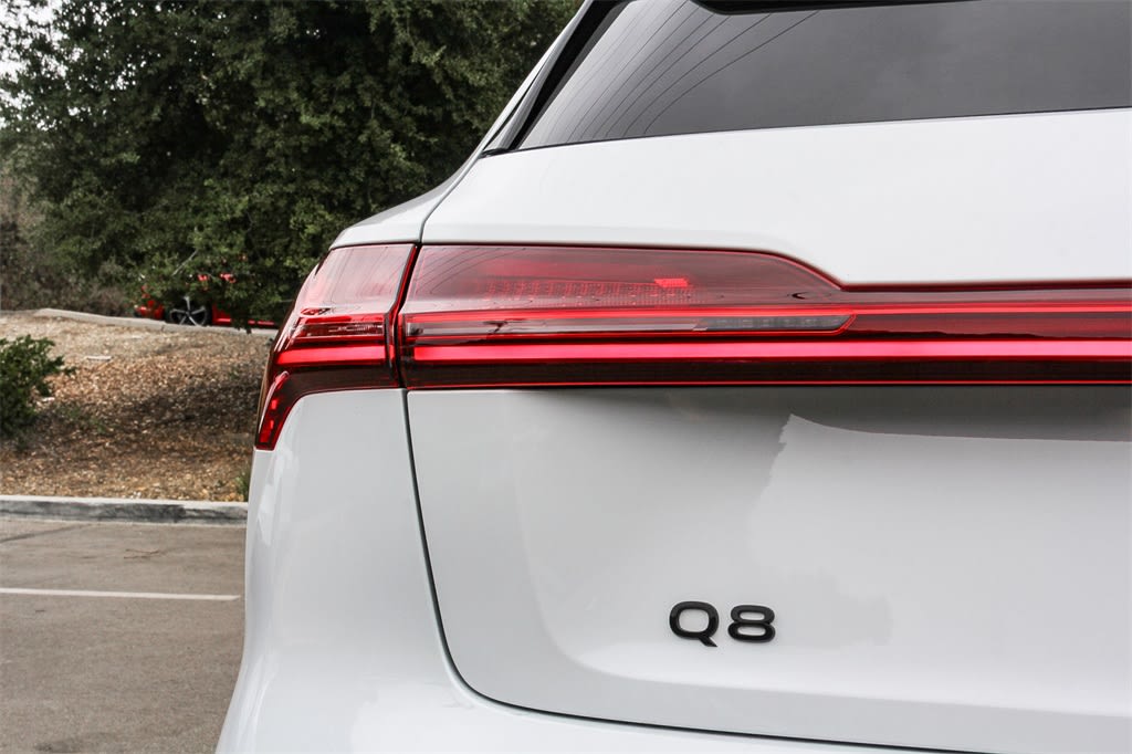 Thumbnail: 2024 Audi Q8 e-tron - 22
