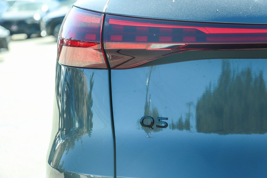 Thumbnail: 2026 Audi Q5 - 21