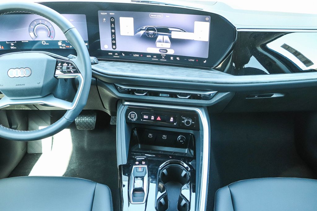 Thumbnail: 2026 Audi Q5 - 9