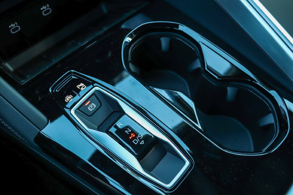 Thumbnail: 2026 Audi Q5 - 14