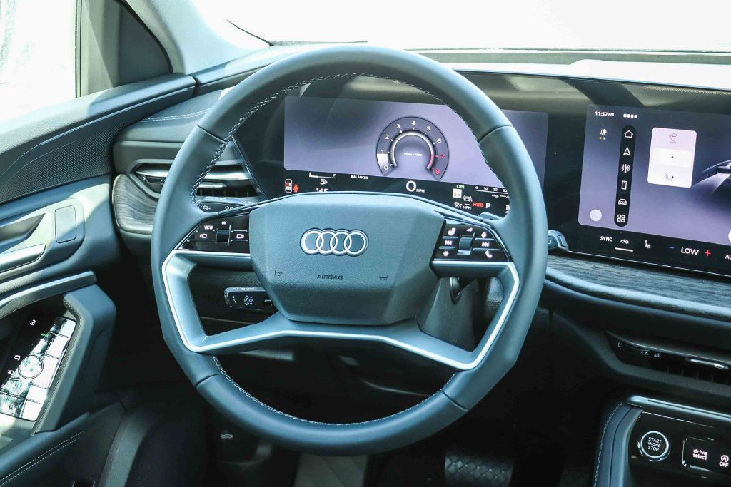 Thumbnail: 2026 Audi Q5 - 12