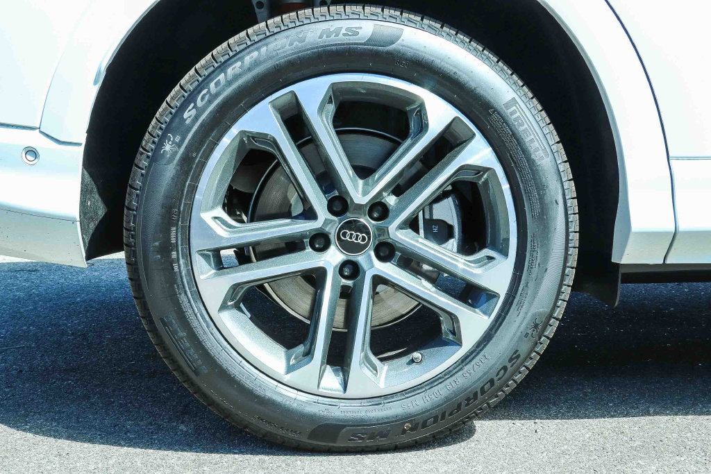 Thumbnail: 2026 Audi Q5 - 21