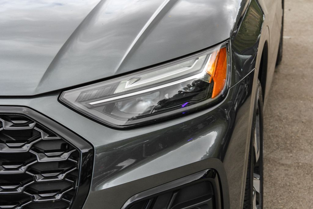 Thumbnail: 2023 Audi Q5 - 18