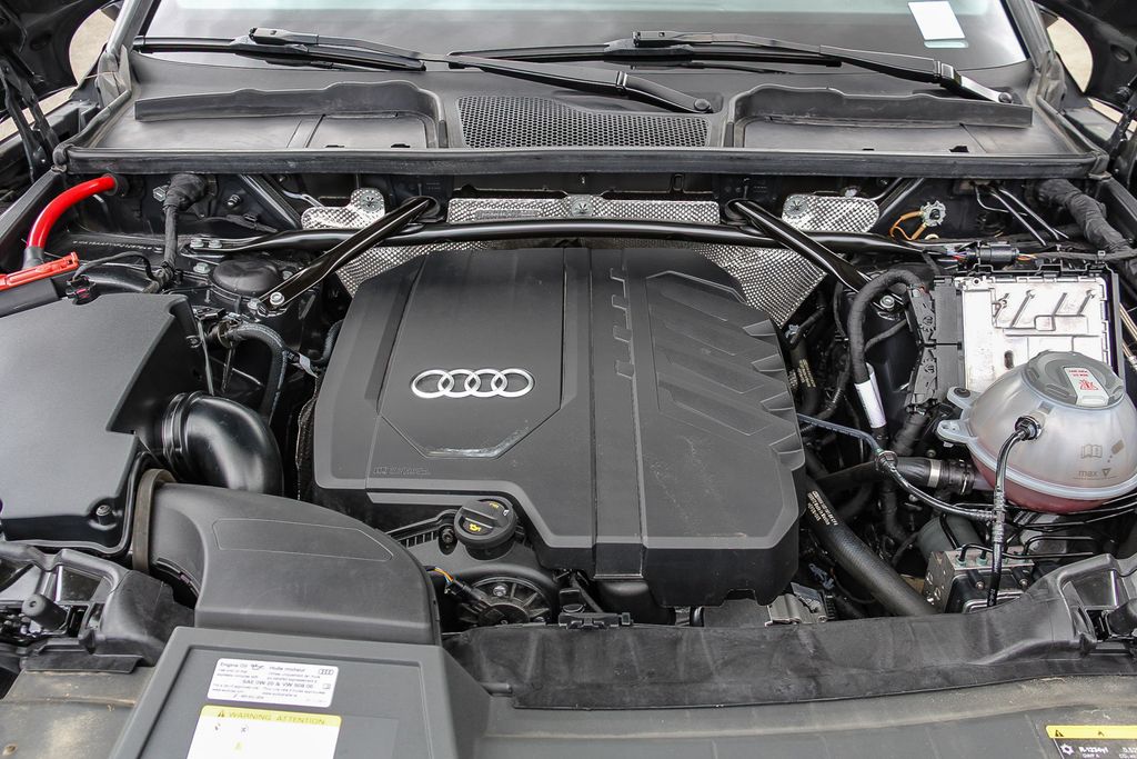 Thumbnail: 2023 Audi Q5 - 7