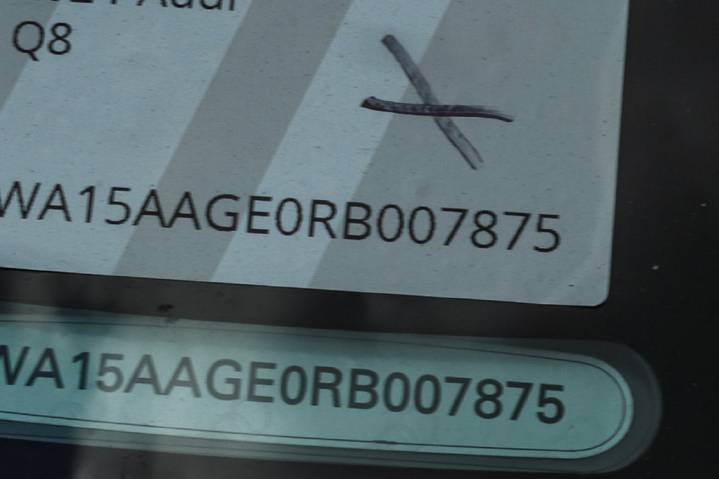 Thumbnail: 2024 Audi Q8 e-tron - 7
