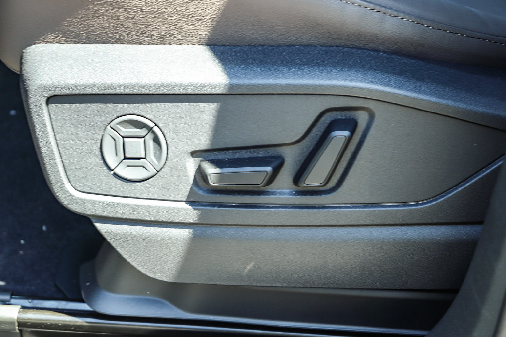 Thumbnail: 2026 Audi Q5 - 21