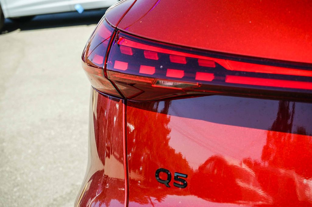 Thumbnail: 2026 Audi Q5 - 19