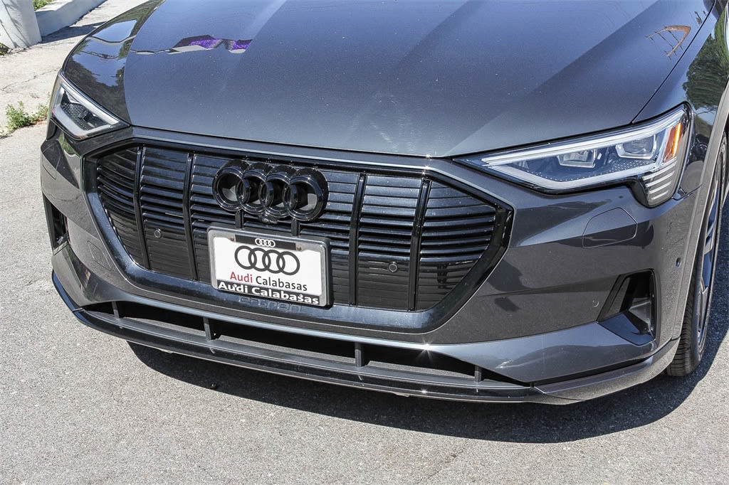 Thumbnail: 2023 Audi e-tron - 21