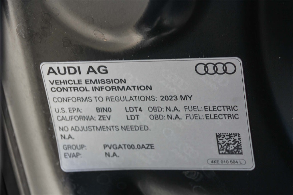 Thumbnail: 2023 Audi e-tron - 17