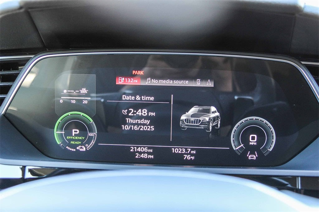 Thumbnail: 2023 Audi e-tron - 15