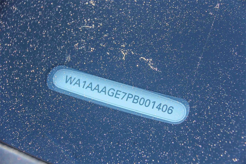 Thumbnail: 2023 Audi e-tron - 29