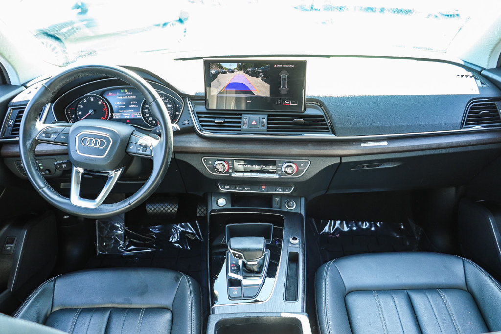 Thumbnail: 2022 Audi Q5 - 2