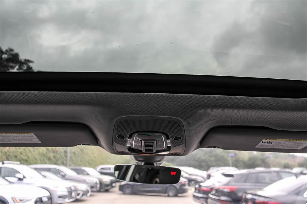 Thumbnail: 2023 Audi Q5 - 21