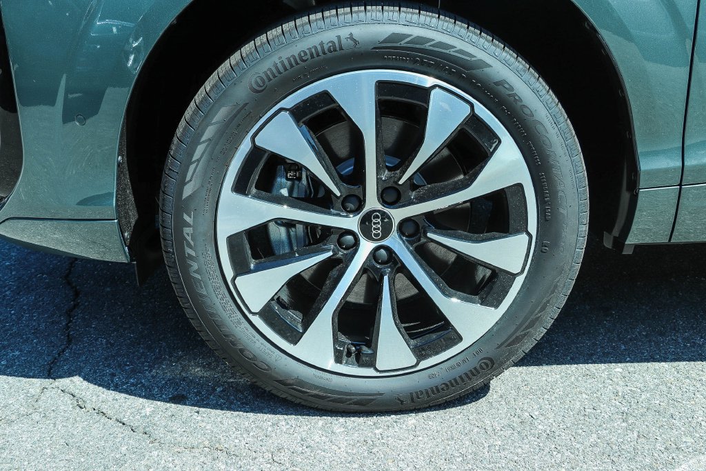 Thumbnail: 2026 Audi Q3 - 24