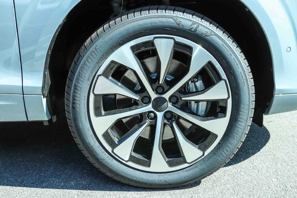 Thumbnail: 2026 Audi Q3 - 21