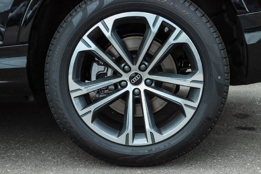 Thumbnail: 2026 Audi Q7 - 6