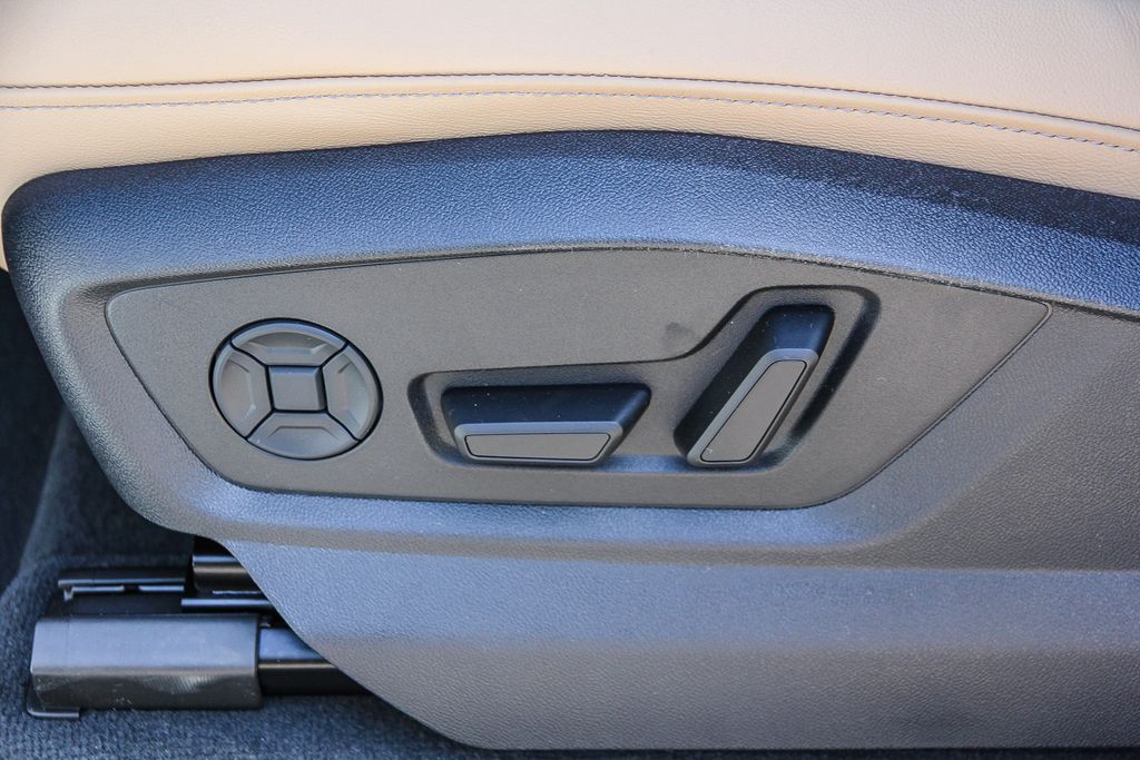 Thumbnail: 2026 Audi Q7 - 24