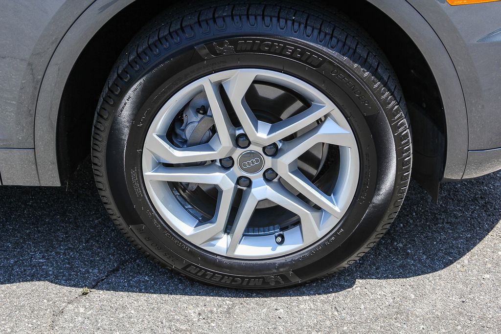 Thumbnail: 2019 Audi Q5 - 6