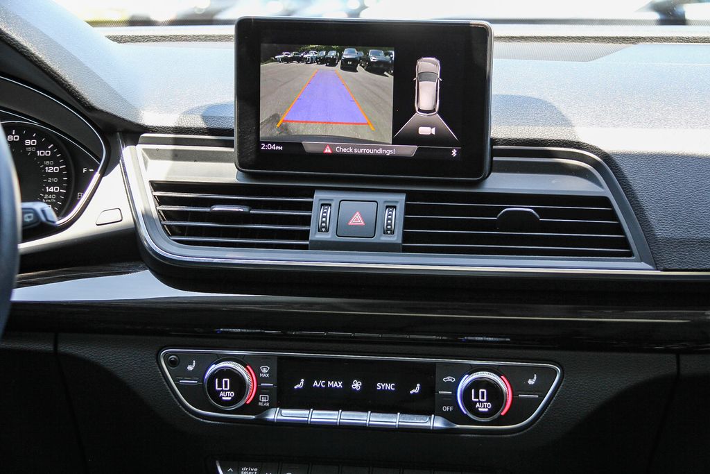 Thumbnail: 2019 Audi Q5 - 12