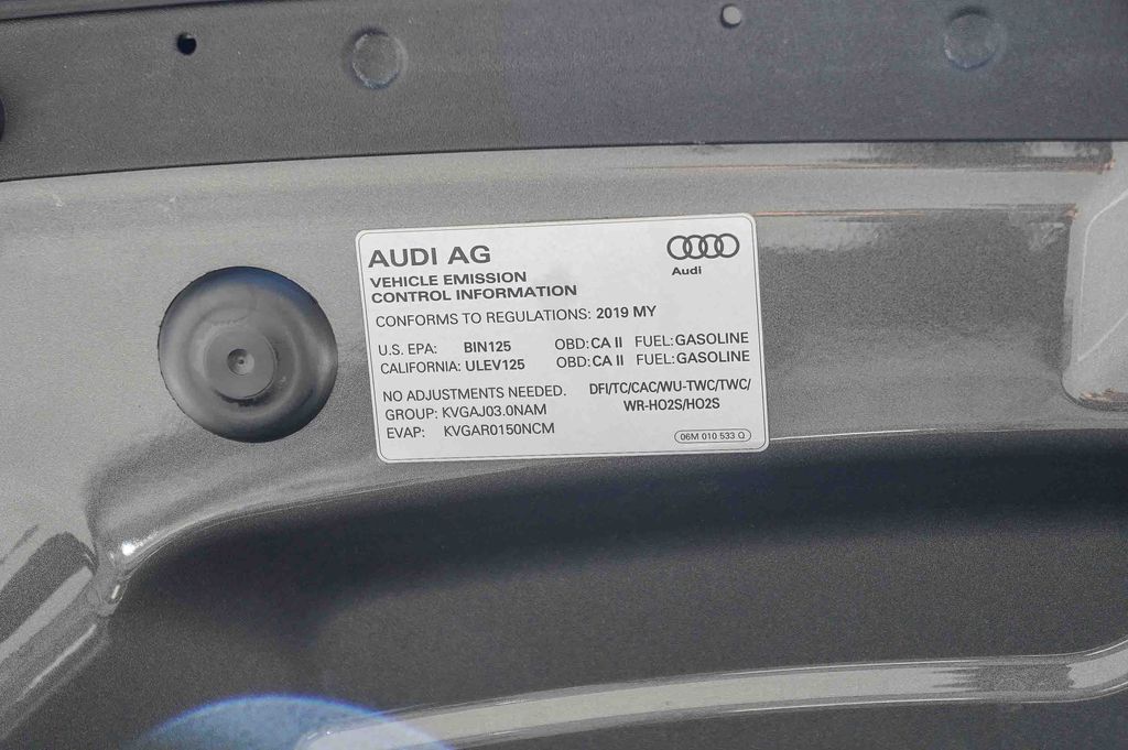 Thumbnail: 2019 Audi Q8 - 17