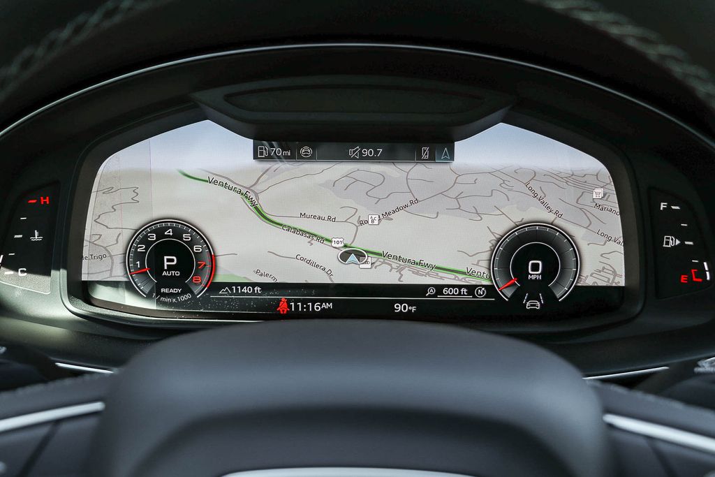 Thumbnail: 2026 Audi Q8 - 3