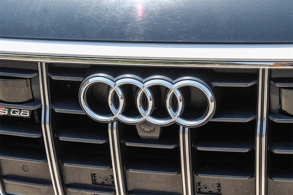 Thumbnail: 2022 Audi SQ8 - 6