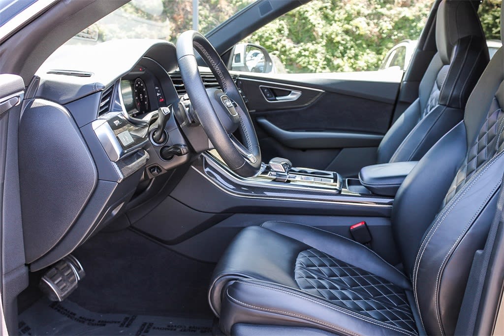 Thumbnail: 2022 Audi SQ8 - 10