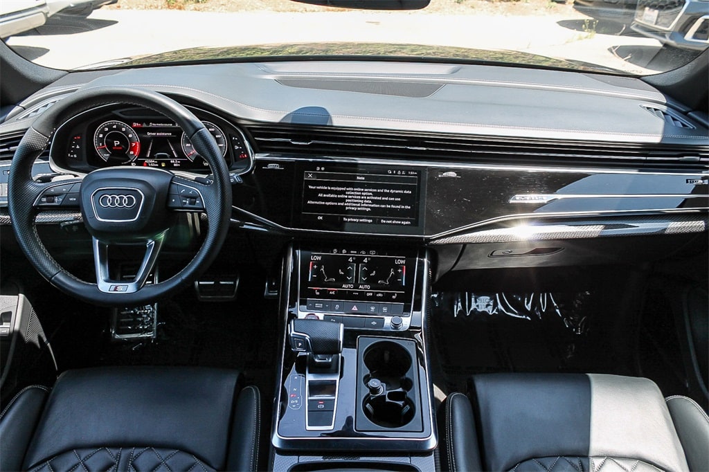 Thumbnail: 2022 Audi SQ8 - 2