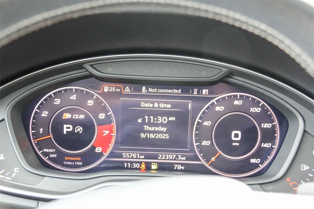 Thumbnail: 2020 Audi SQ5 - 14