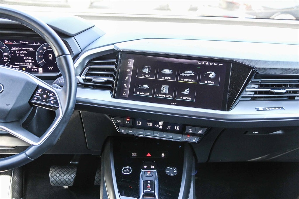Thumbnail: 2023 Audi Q4 e-tron - 9