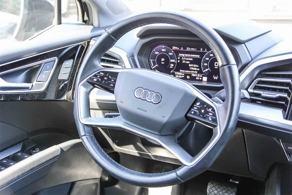 Thumbnail: 2023 Audi Q4 e-tron - 13