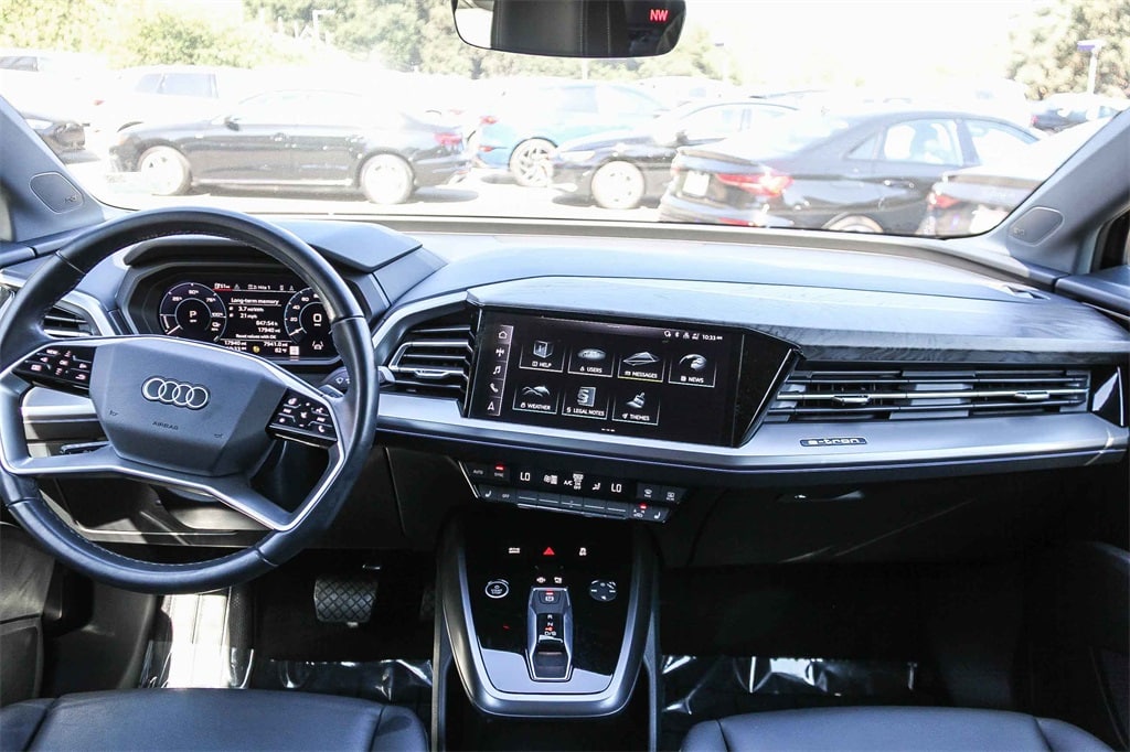 Thumbnail: 2023 Audi Q4 e-tron - 2