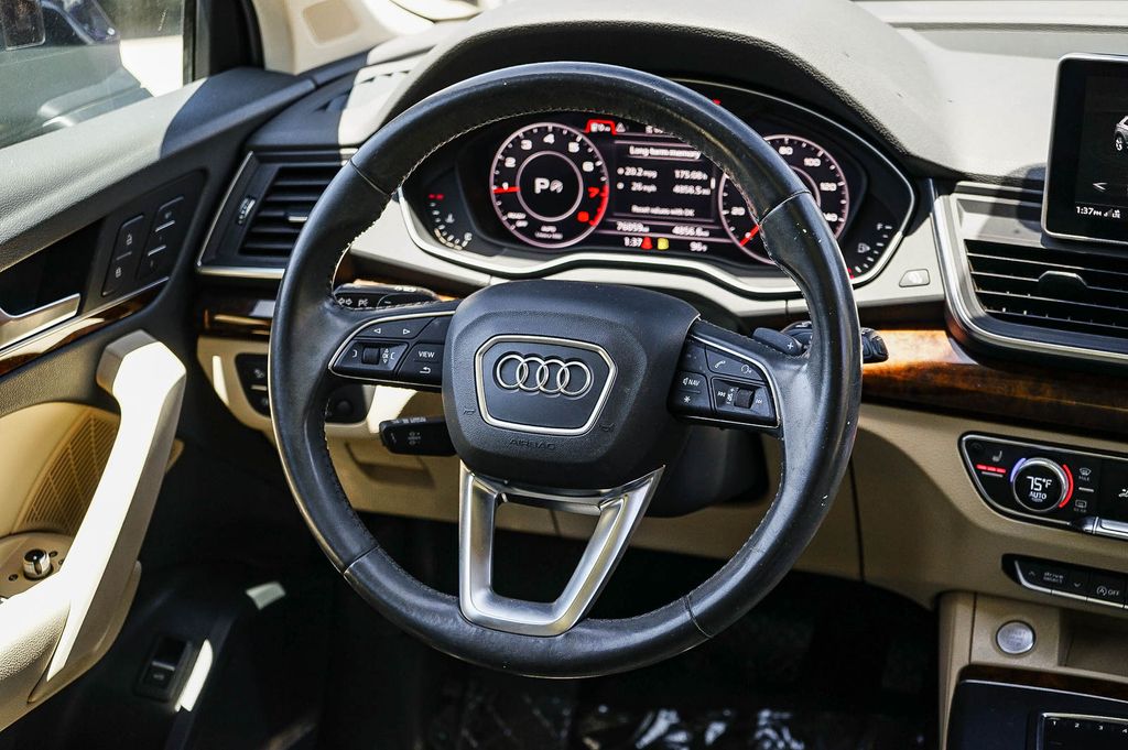 Thumbnail: 2018 Audi Q5 - 12