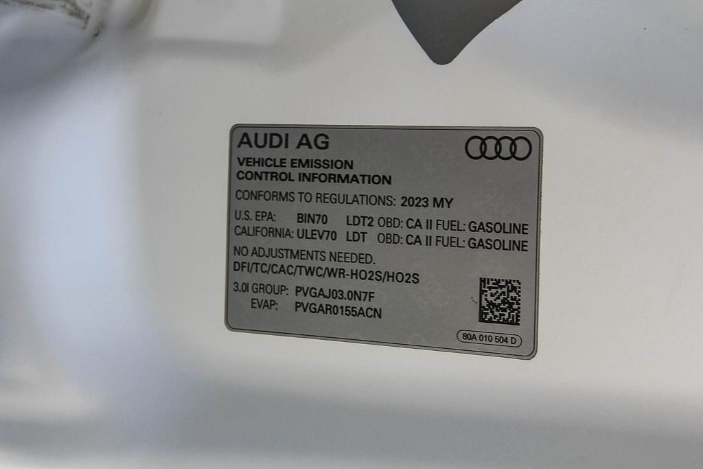 Thumbnail: 2023 Audi SQ5 - 16