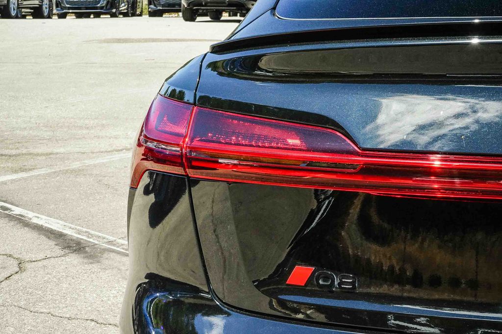 Thumbnail: 2024 Audi Q8 e-tron - 22