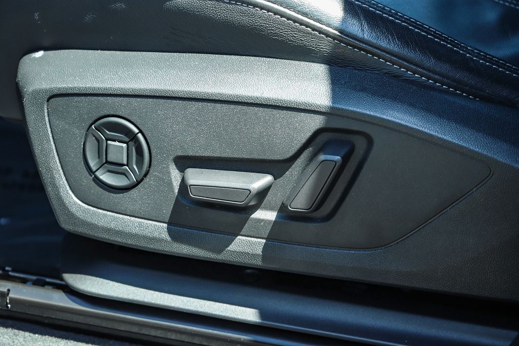 Thumbnail: 2023 Audi Q3 - 23