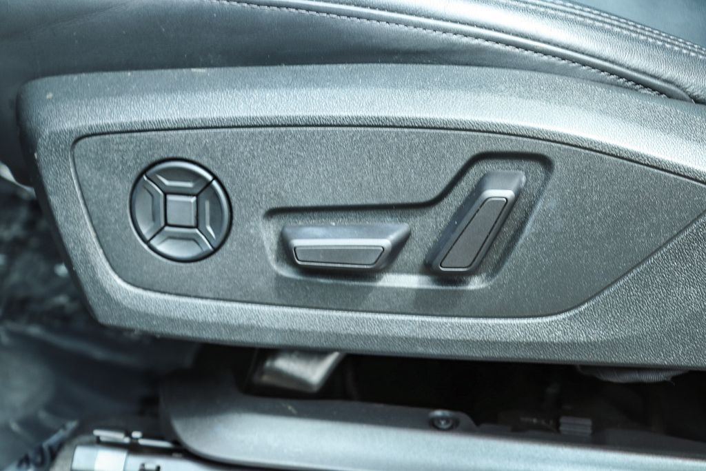Thumbnail: 2023 Audi Q3 - 26