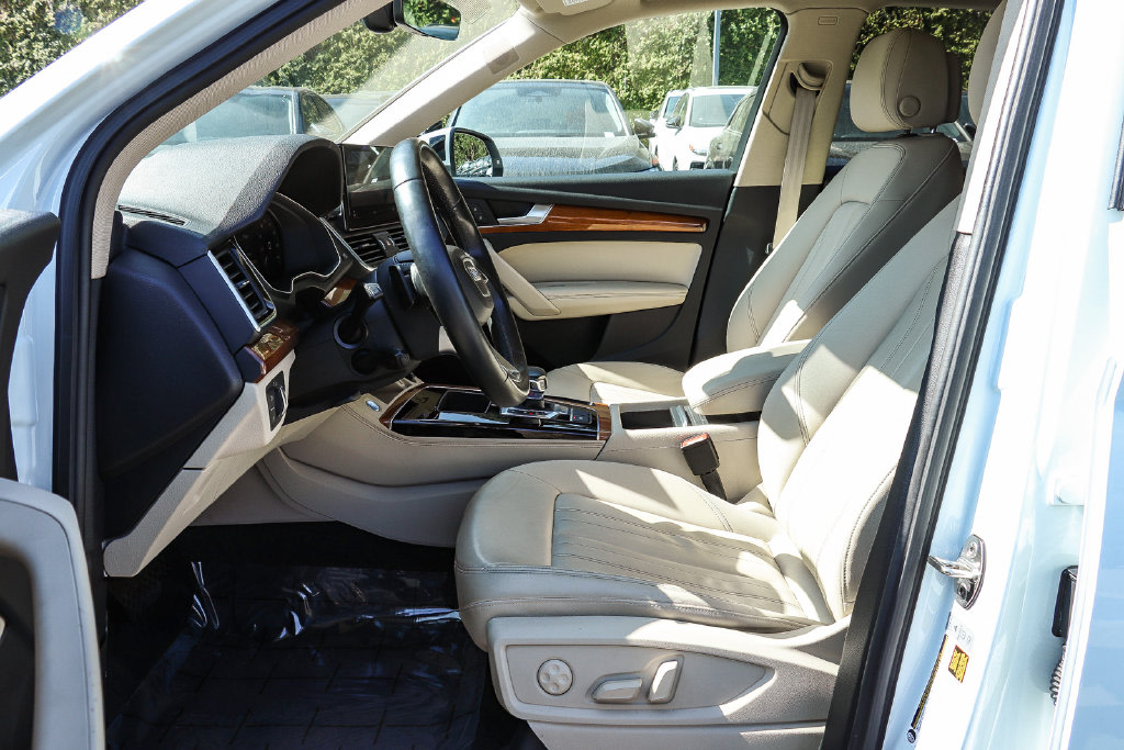 Thumbnail: 2021 Audi Q5 - 11