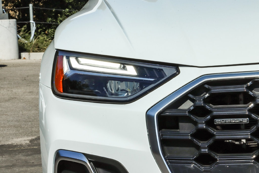 Thumbnail: 2021 Audi Q5 - 6