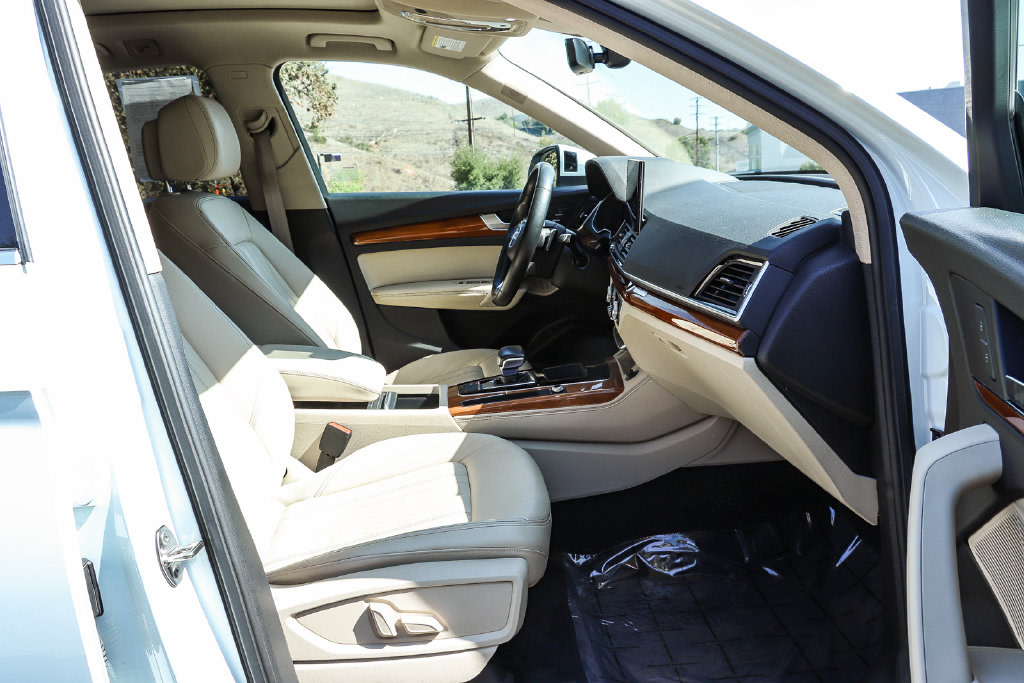 Thumbnail: 2021 Audi Q5 - 10
