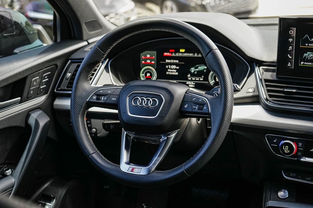 Thumbnail: 2023 Audi Q5 - 13