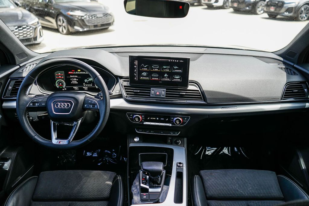 Thumbnail: 2023 Audi Q5 - 2