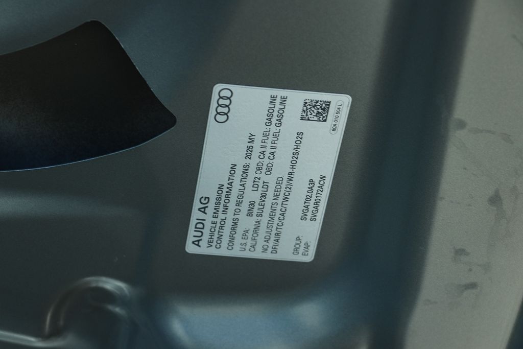 Thumbnail: 2025 Audi Q5 - 16