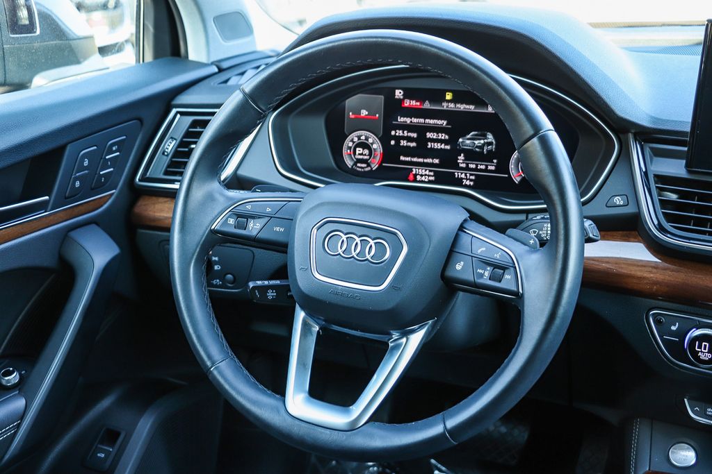 Thumbnail: 2023 Audi Q5 - 12