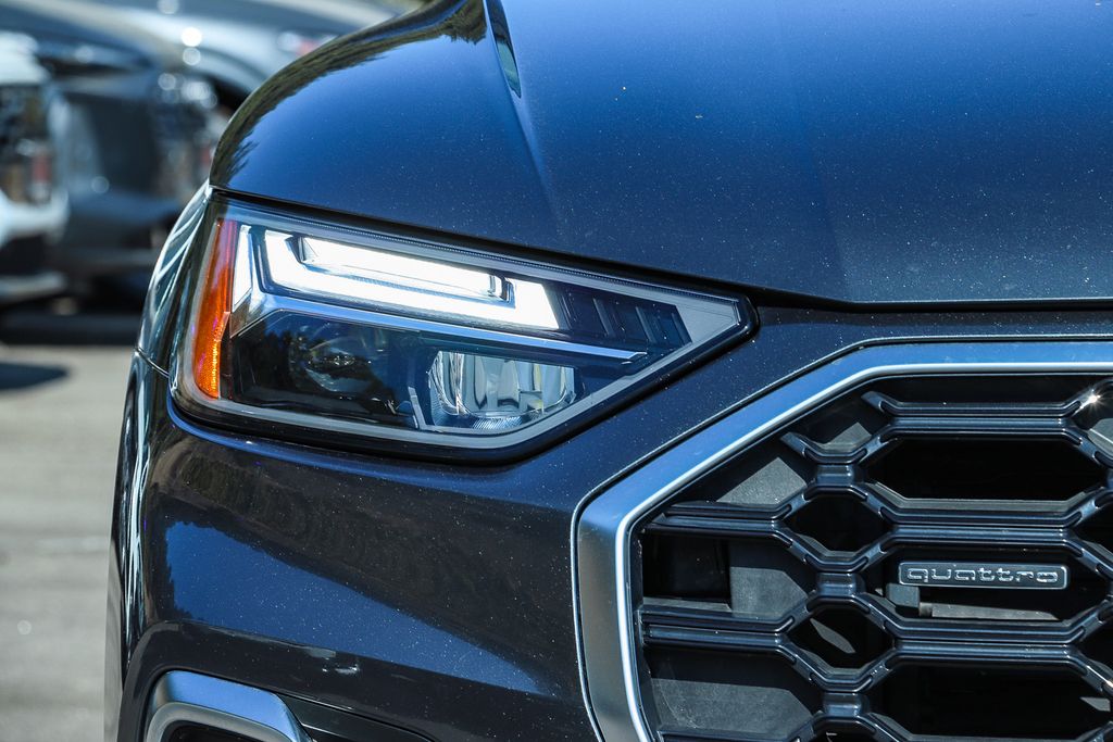 Thumbnail: 2023 Audi Q5 - 21