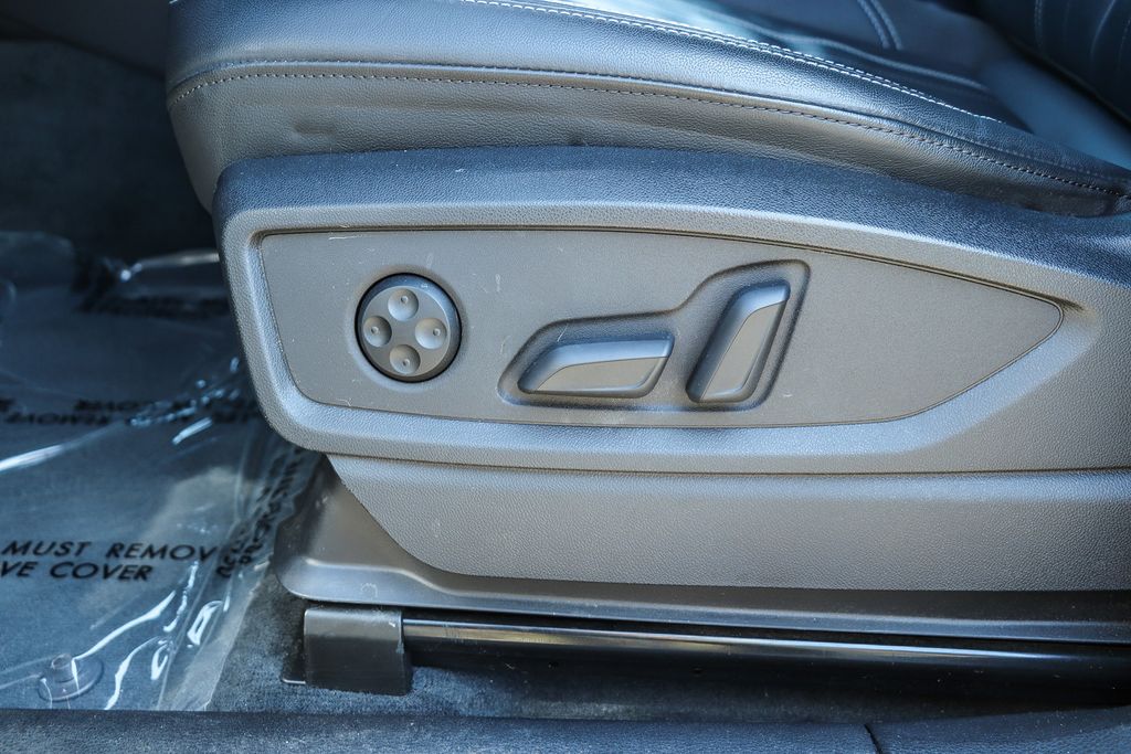 Thumbnail: 2023 Audi Q5 - 26