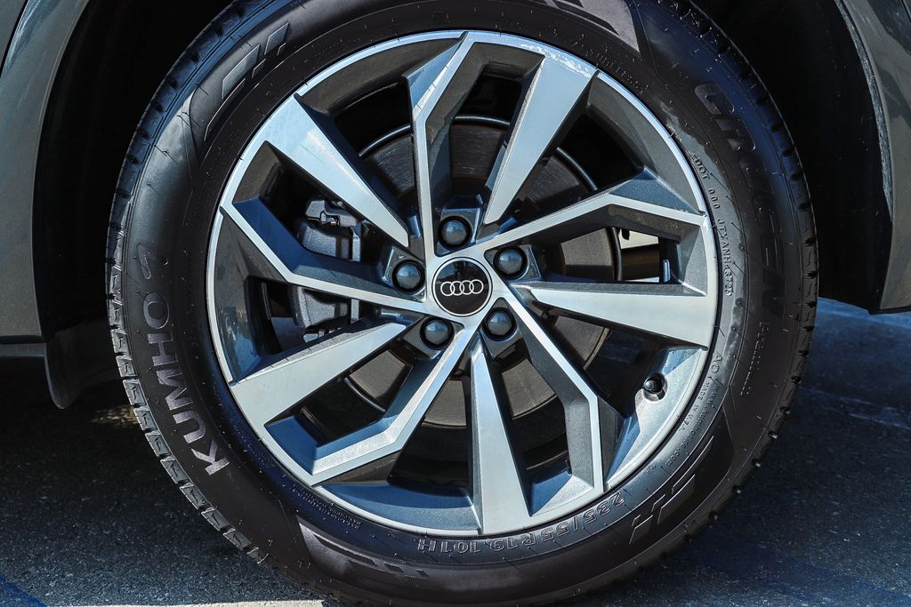 Thumbnail: 2023 Audi Q5 - 23