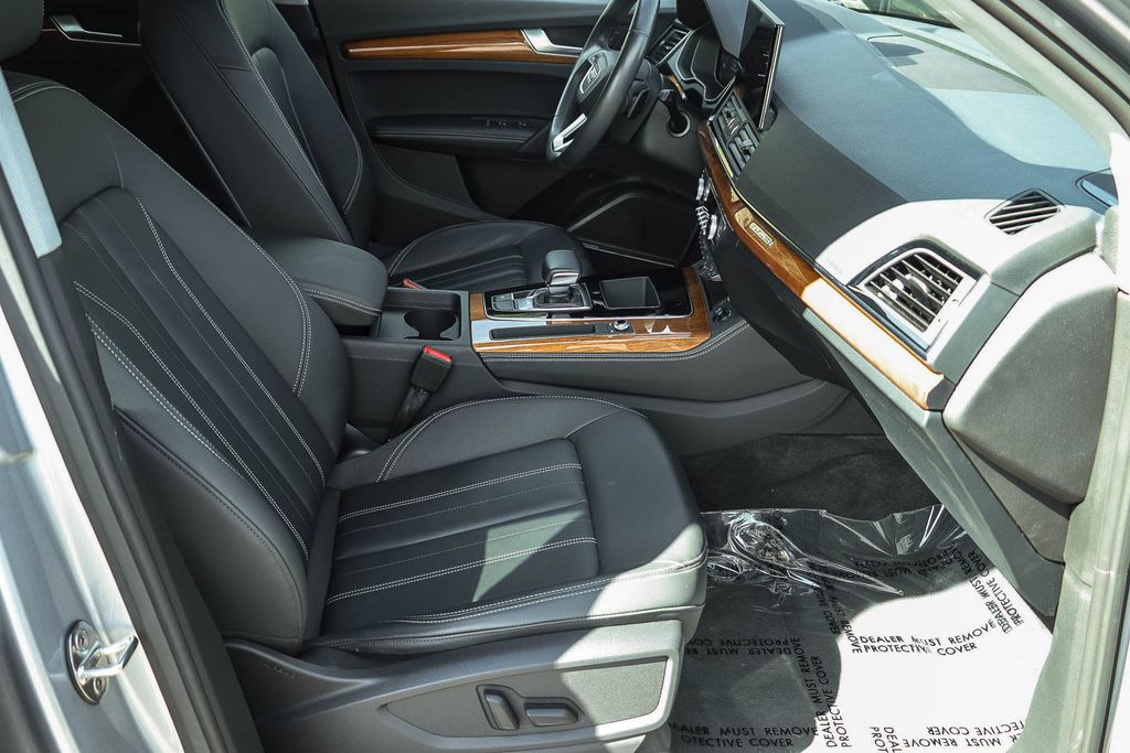 Thumbnail: 2023 Audi Q5 - 27