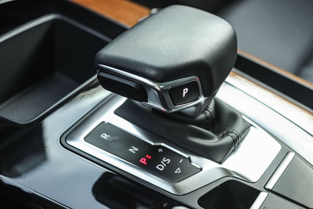 Thumbnail: 2023 Audi Q5 - 22