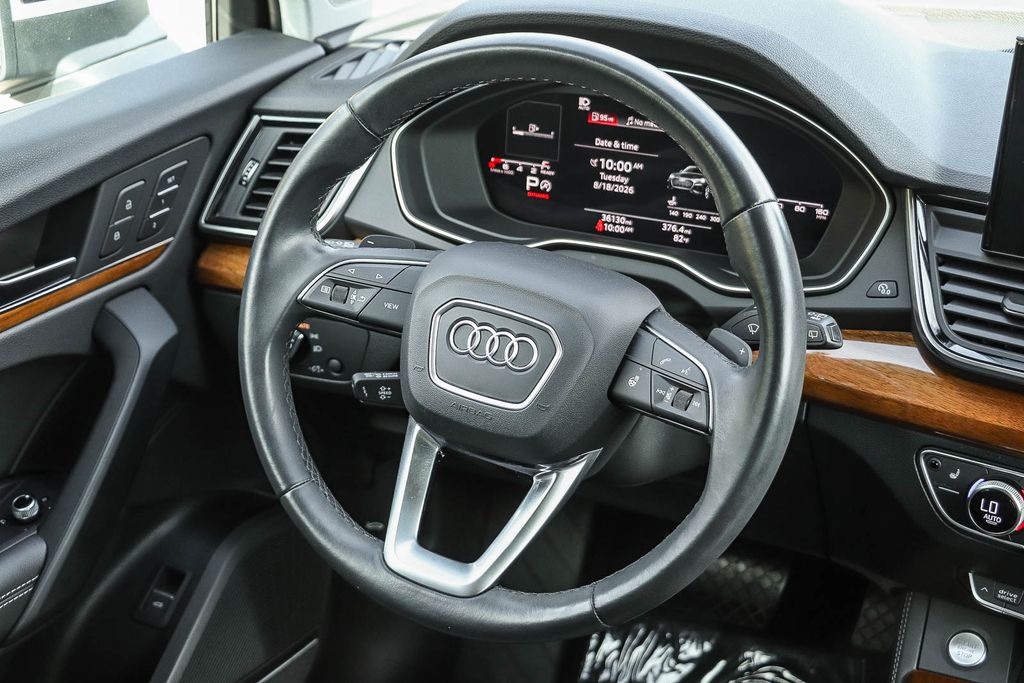 Thumbnail: 2023 Audi Q5 - 12